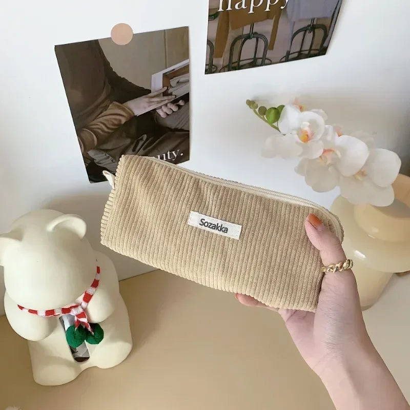 Trousse de Toilette en Velours Côtelé